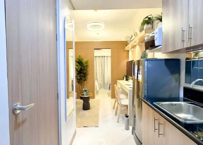 Sleek Sanctuary L Wifi Netflix I Red Res 3045 * Manila