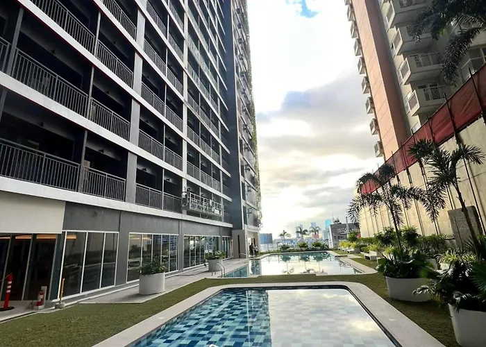 Sleek Sanctuary L Wifi Netflix I Red Res 3045 Manila